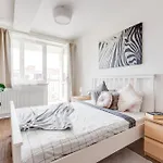 Cool With Terrace - Leg11 Apartment Prague